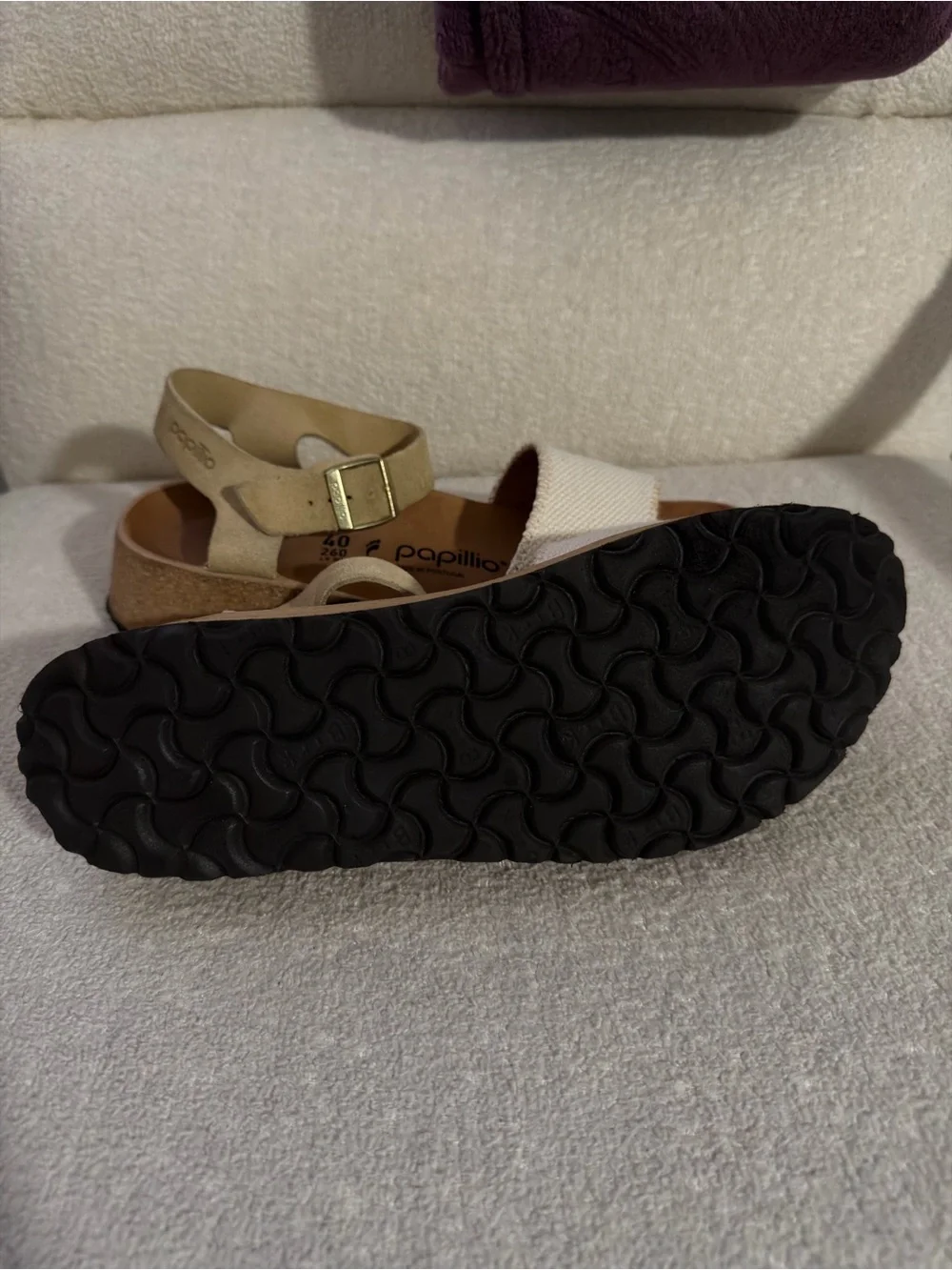 Papillio suede straps